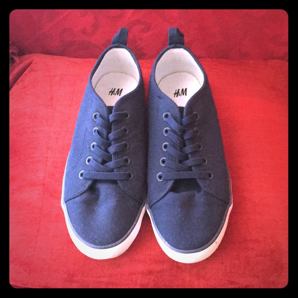 H&M Boys Navy Slip On Sneakers